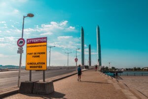 Does Your Tampa Business Need a Pylon Sign